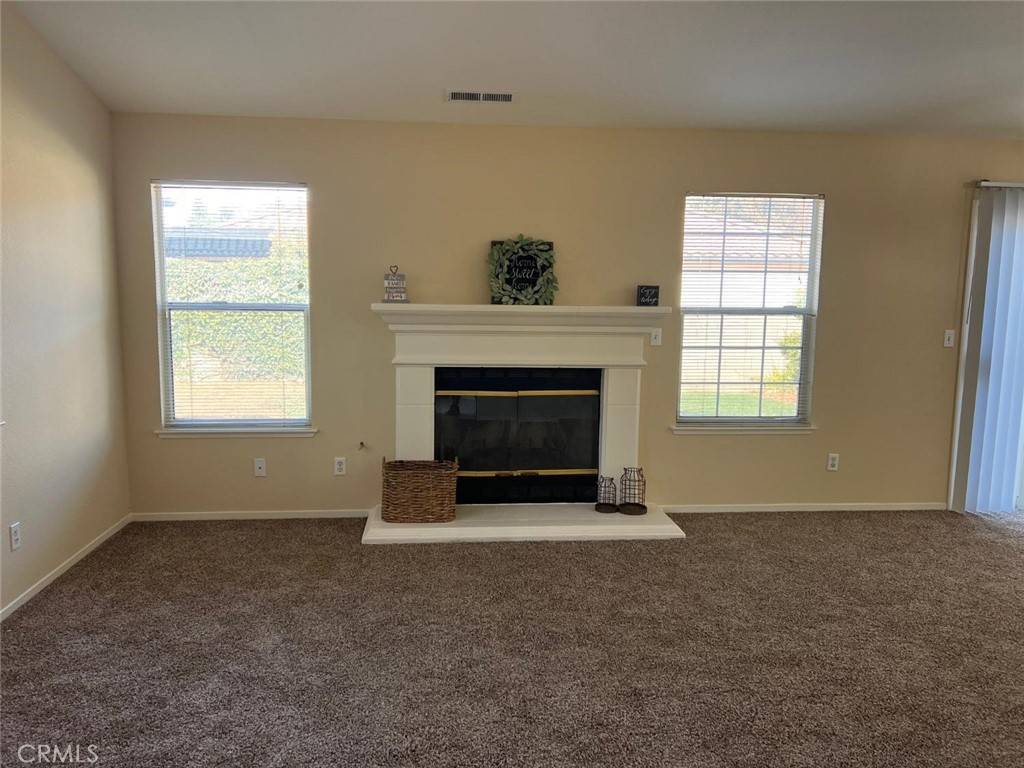 Madera, CA 93637,64 Rosewood CIR