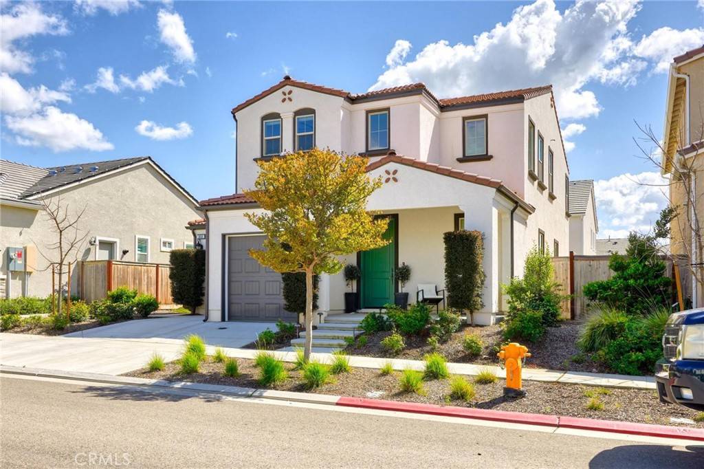 Madera, CA 93636,860 Ridgebank