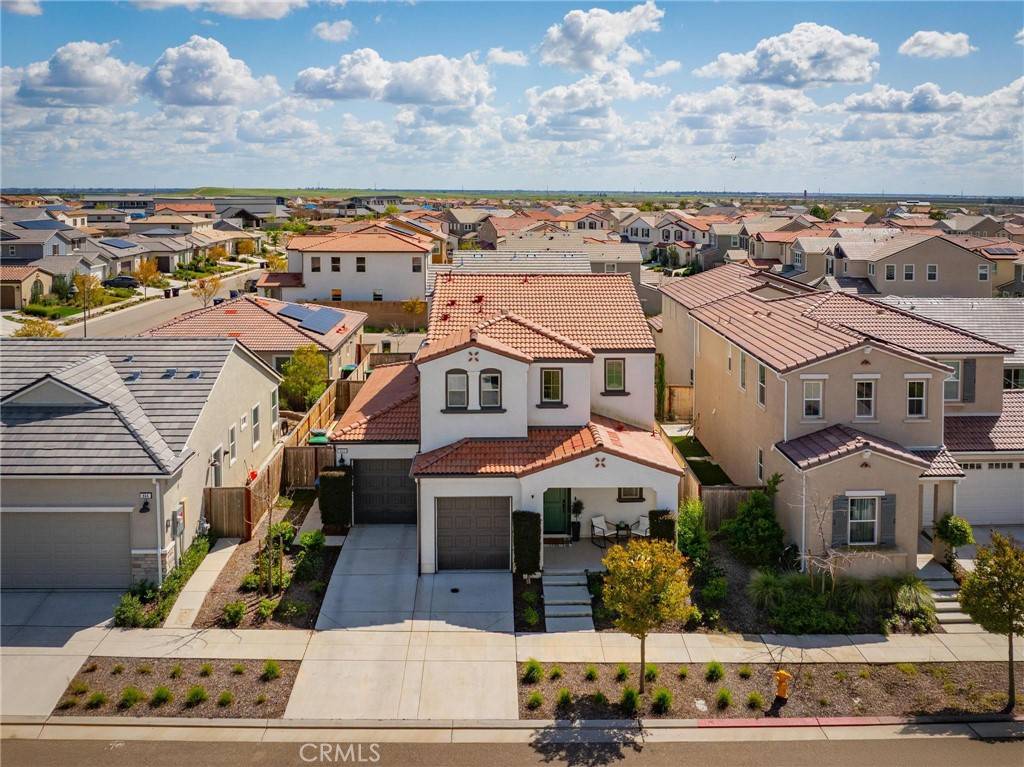 Madera, CA 93636,860 Ridgebank