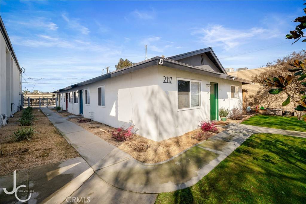Bakersfield, CA 93301,2117 G ST