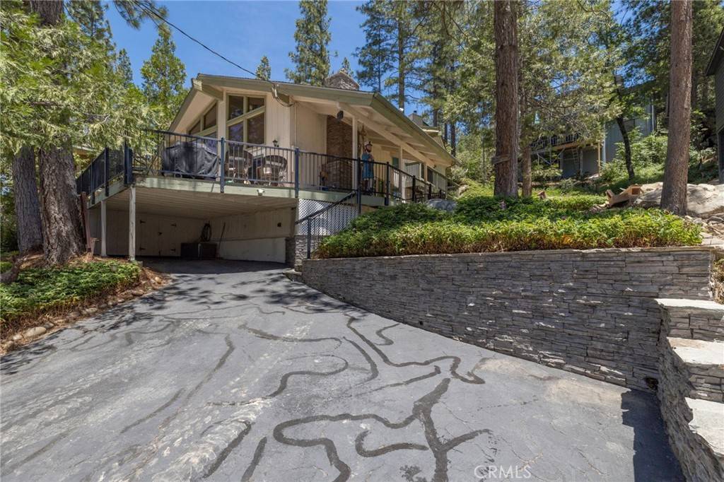 Bass Lake, CA 93604,37731 Shoreline DR