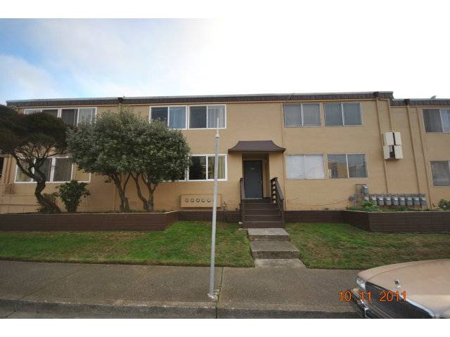 Daly City, CA 94014,590 SYLVAN ST #6