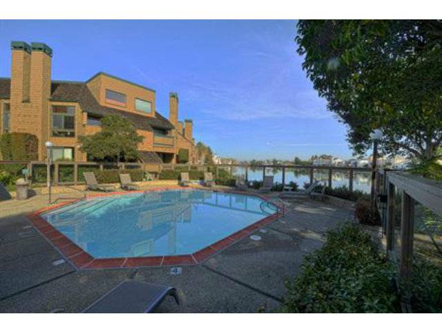 Redwood City, CA 94065,60 COVE LN