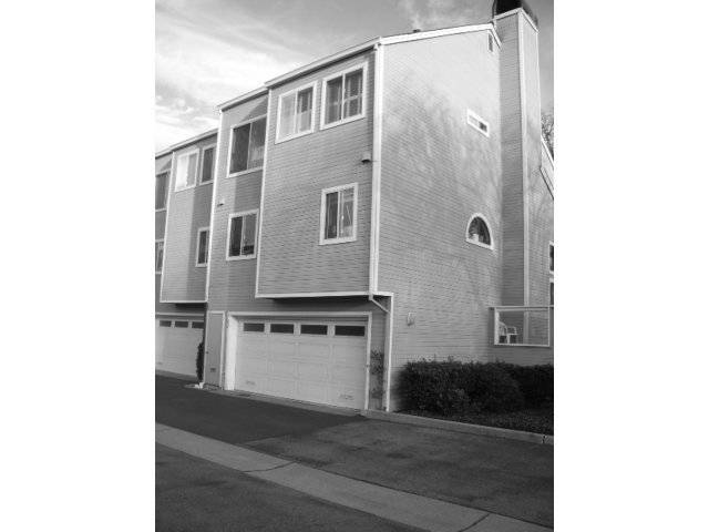 Redwood City, CA 94065,702 PORTWALK PL