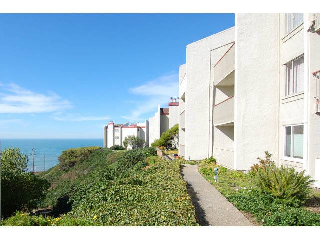 Pacifica, CA 94044,5009 PALMETTO AVE #25