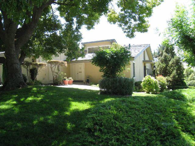 San Jose, CA 95127,464 GOLFVIEW DR