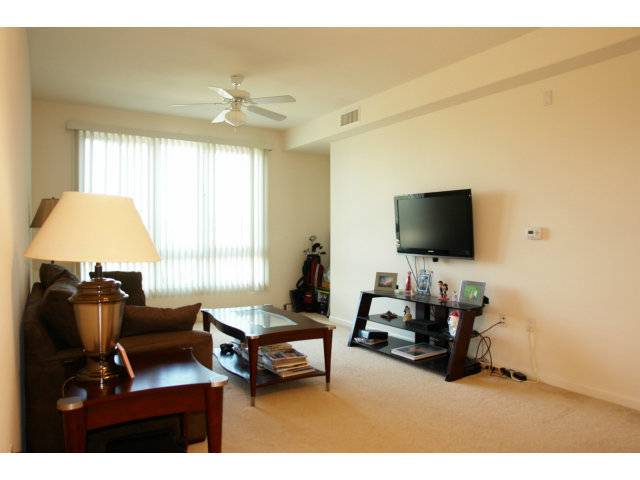 Milpitas, CA 95035,1101 S MAIN ST #127