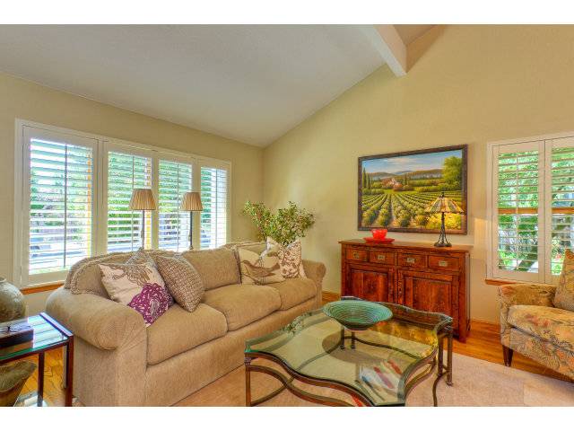 Redwood City, CA 94062,15 MARIANI CT