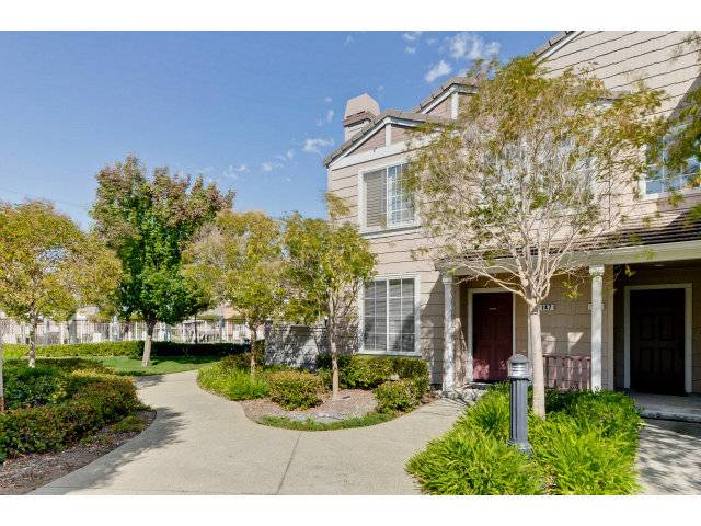 Redwood City, CA 94065,147 POSITANO CIR