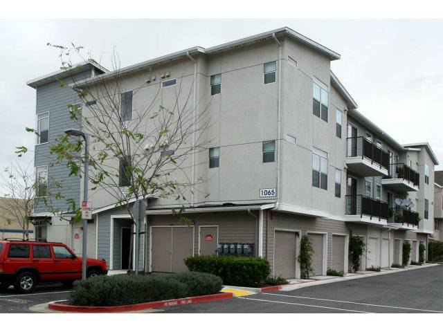 Sunnyvale, CA 94089,1065 SAGINAW TER #201