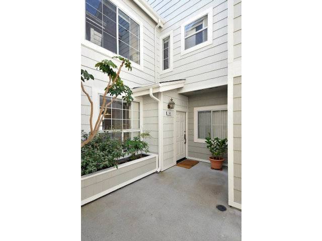 Redwood City, CA 94065,532 SHOAL CIR