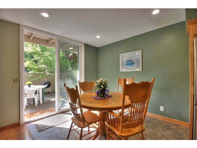 Los Gatos, CA 95032,239 CASITAS BULEVAR