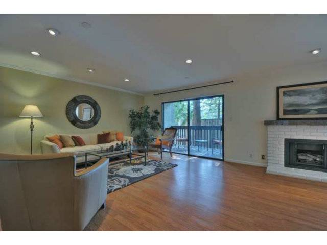 Los Altos, CA 94022,226 W EDITH AVE #11