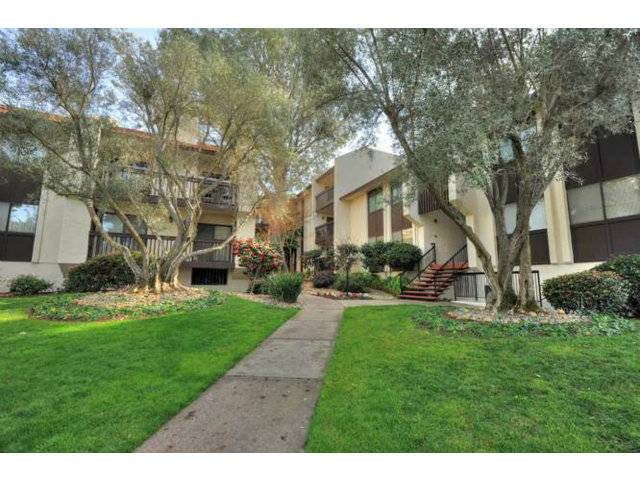 Los Altos, CA 94022,226 W EDITH AVE #11