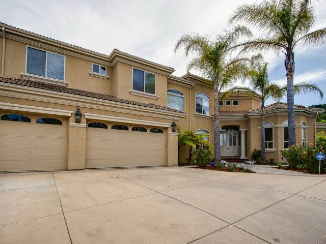San Jose, CA 95120,6982 HOLLOW LAKE WAY