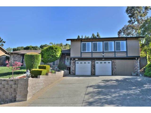 Morgan Hill, CA 95037,16480 RUSTLING OAK CT