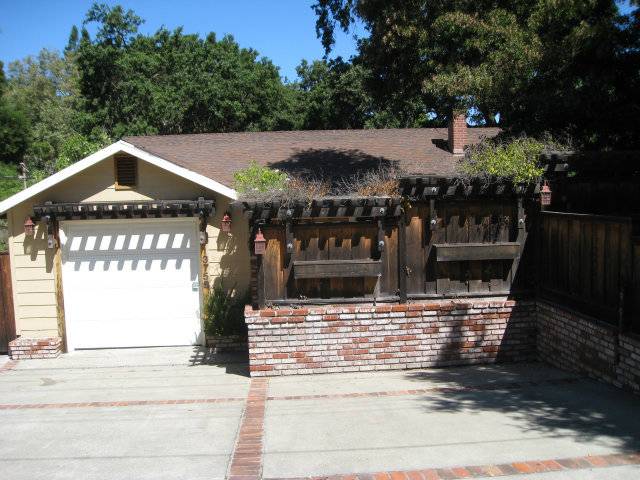 Saratoga, CA 95070,13755 SARATOGA AVE