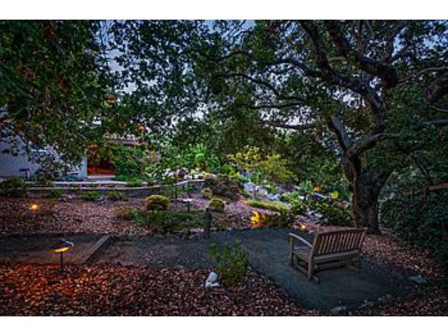 Redwood City, CA 94062,3943 BROOKLINE WAY