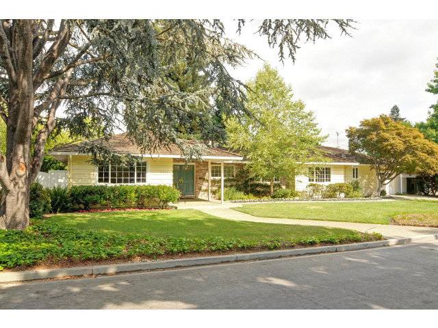 Saratoga, CA 95070,13237 VIA ARRIBA DR