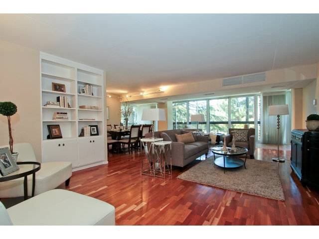 Palo Alto, CA 94301,101 ALMA ST #207