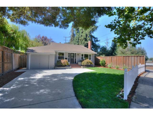 Menlo Park, CA 94025,2 IRIS LN