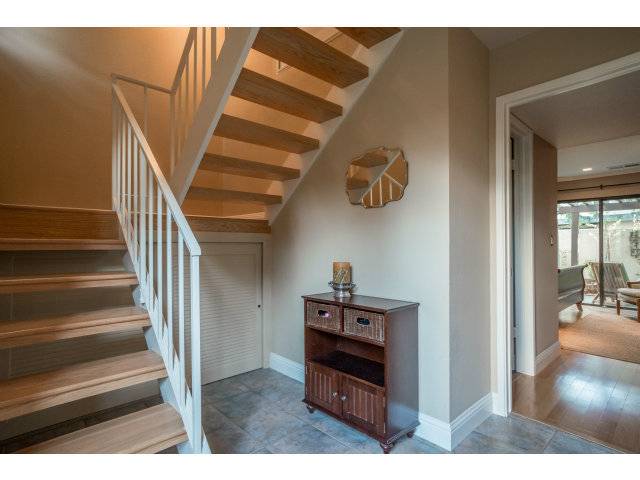 Mountain View, CA 94041,181 CENTRE ST #6