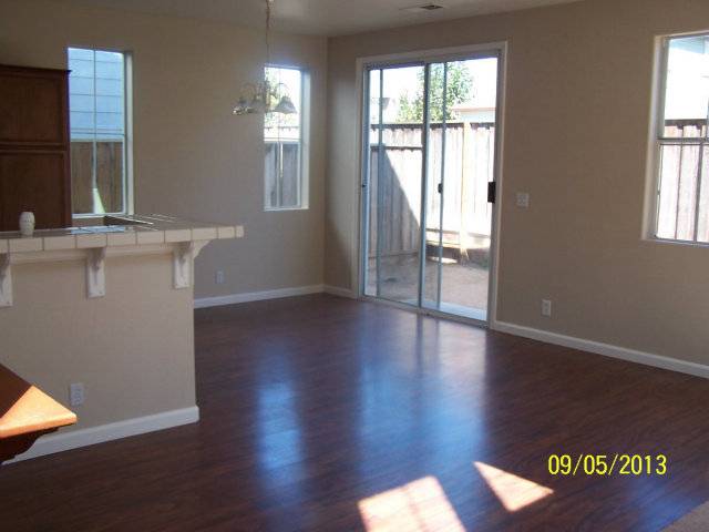 Soledad, CA 93960,291 AZALEA PL