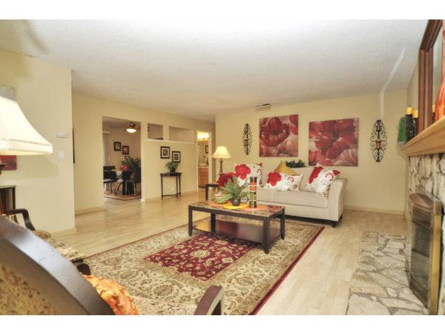 Milpitas, CA 95035,113 WOODLAND CT