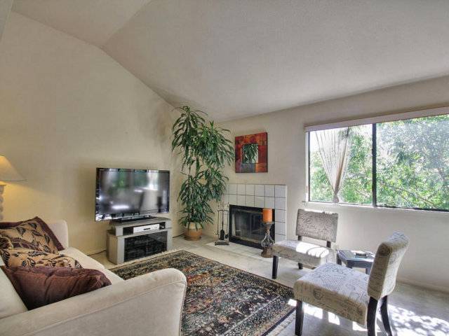 San Jose, CA 95111,414 BRANHAM LN