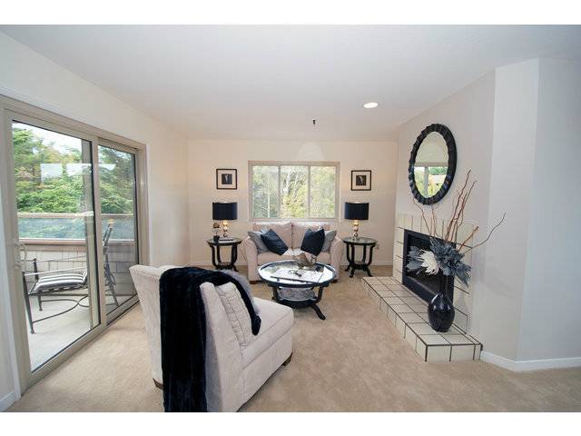 Daly City, CA 94015,333 HICKEY BLVD #306