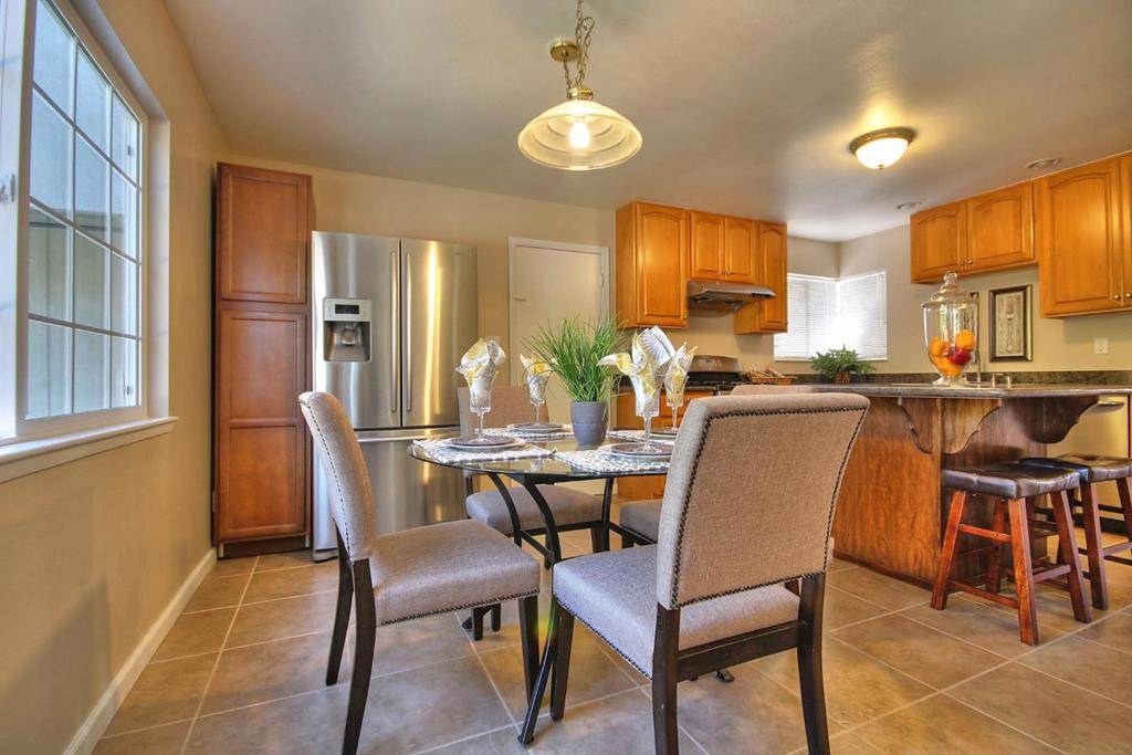 Newark, CA 94560,Address not disclosed
