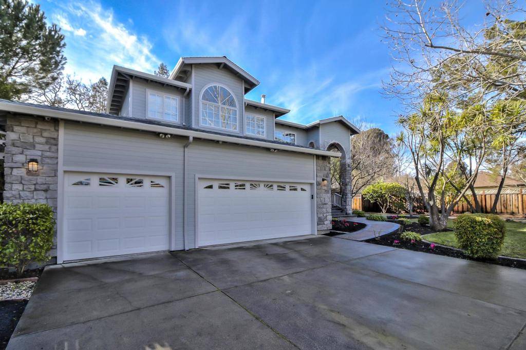 Walnut Creek, CA 94597,35 Harmony LN