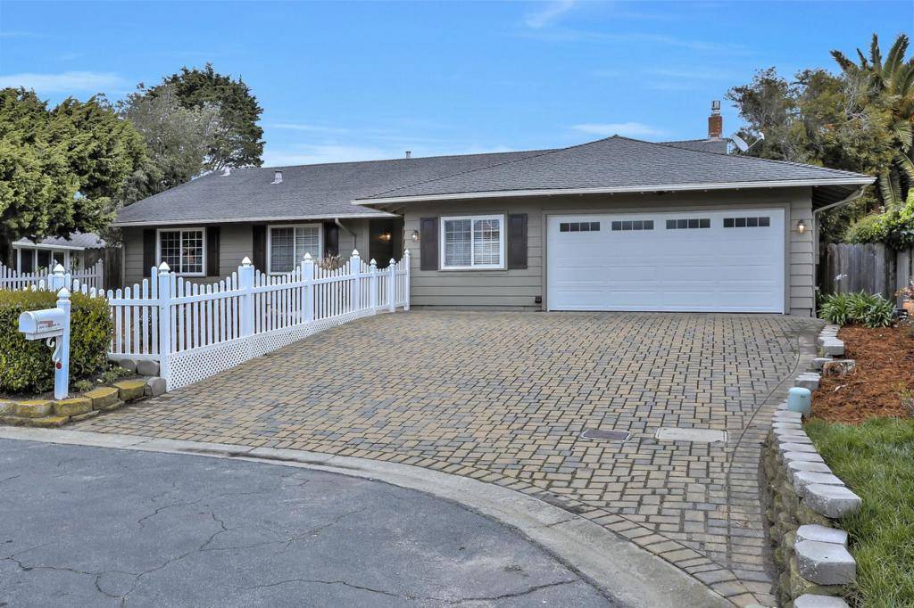 Half Moon Bay, CA 94019,2052 Avignon PL