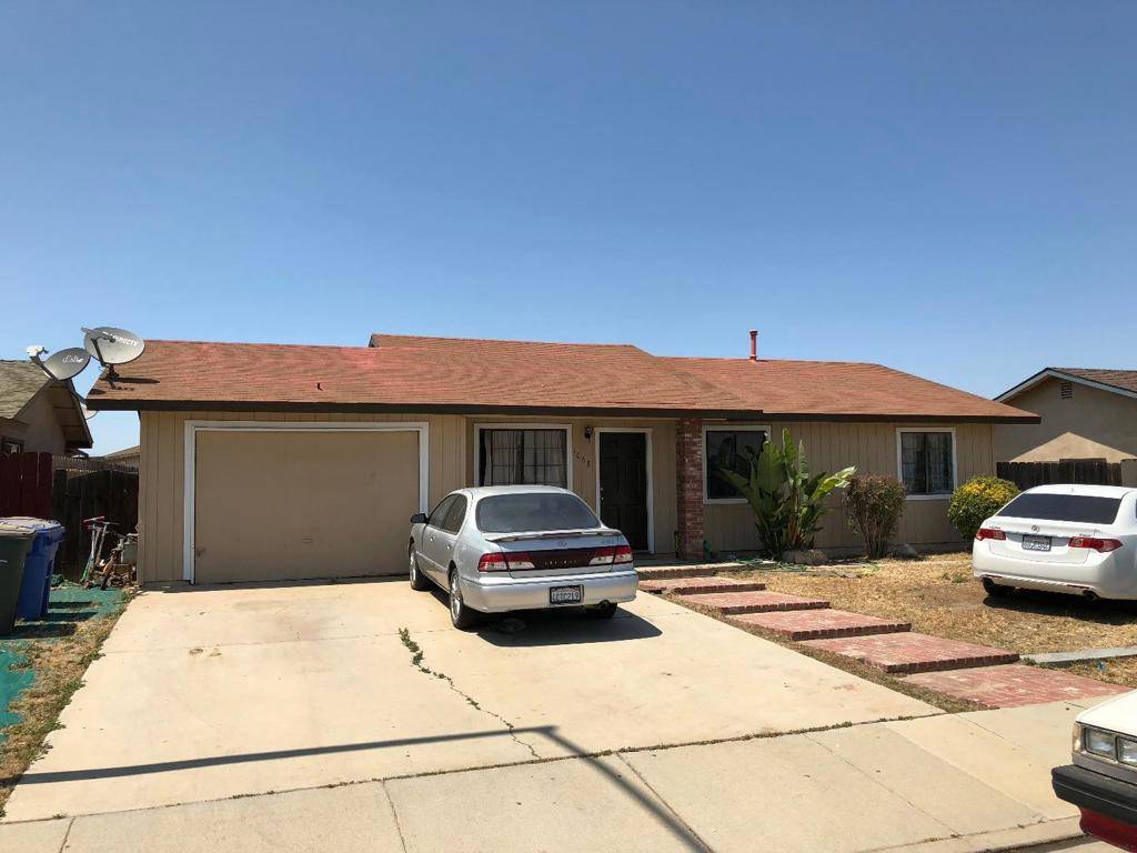 Greenfield, CA 93927,1068 Chalone DR