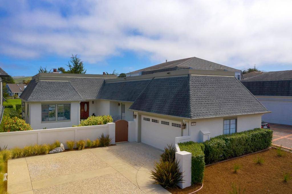 Half Moon Bay, CA 94019,Address not disclosed