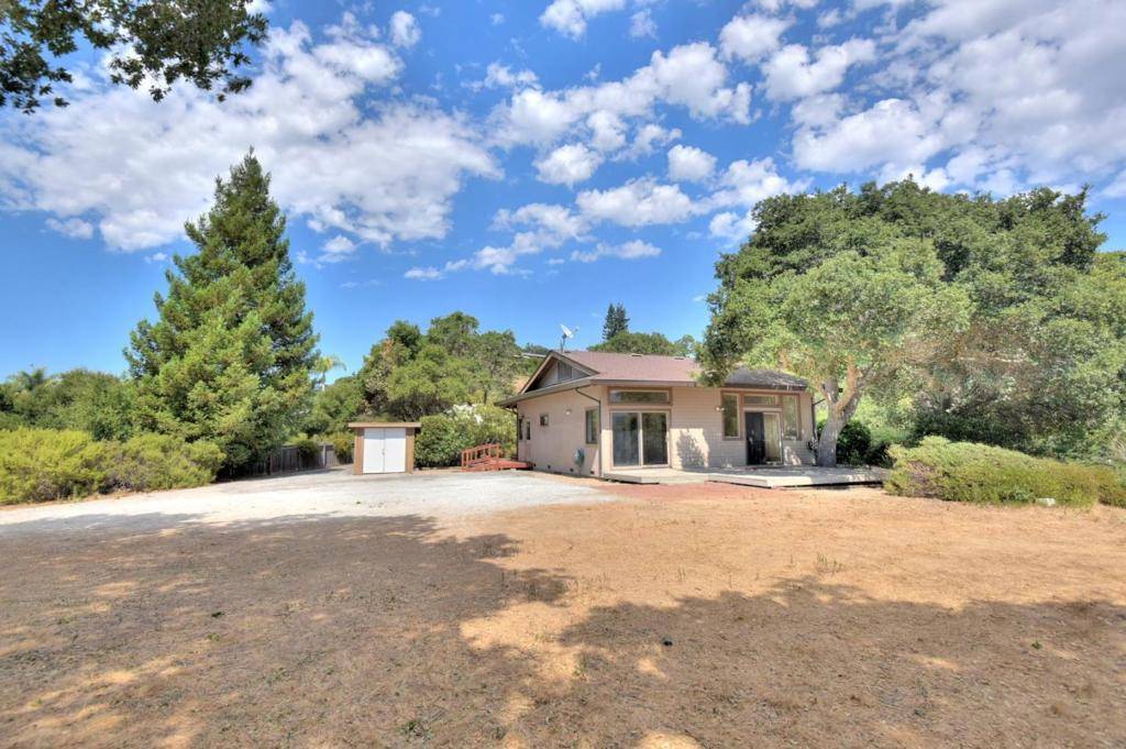 Portola Valley, CA 94028,Address not disclosed