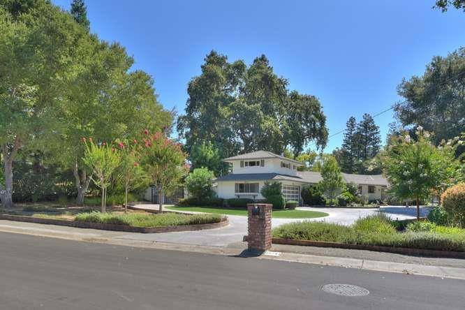 Los Altos Hills, CA 94022,Address not disclosed