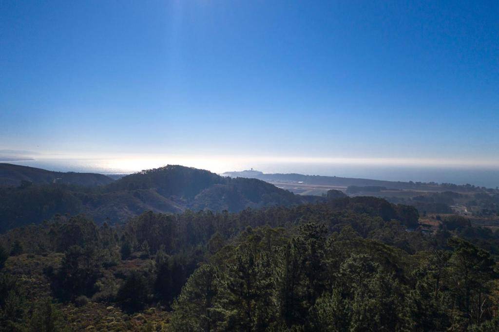 Montara, CA 94037,60 Bay View