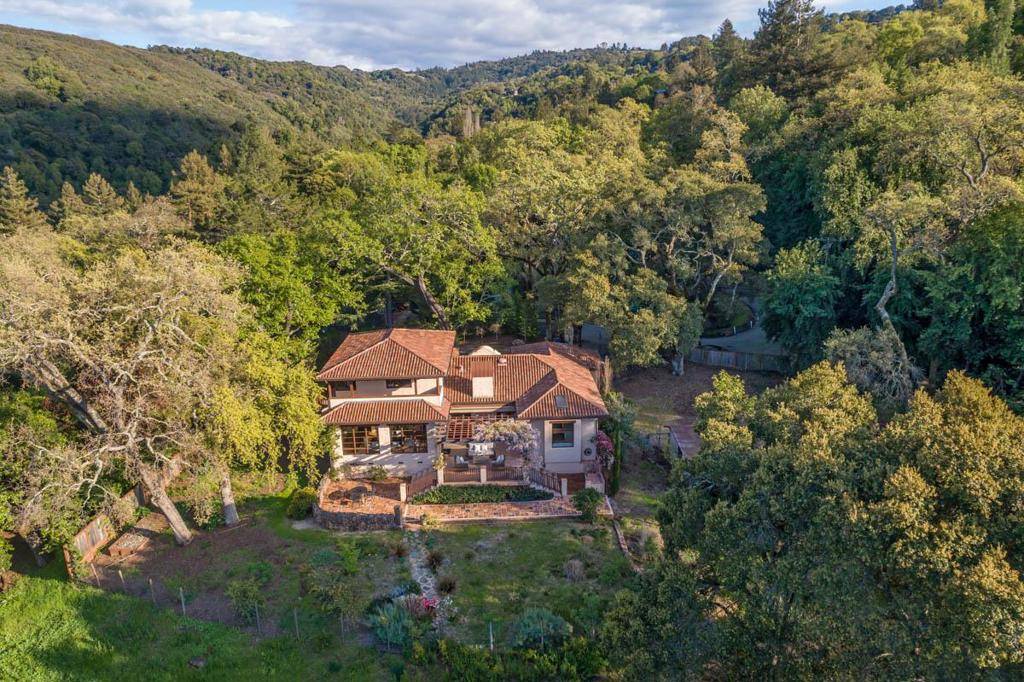 Portola Valley, CA 94028,Address not disclosed