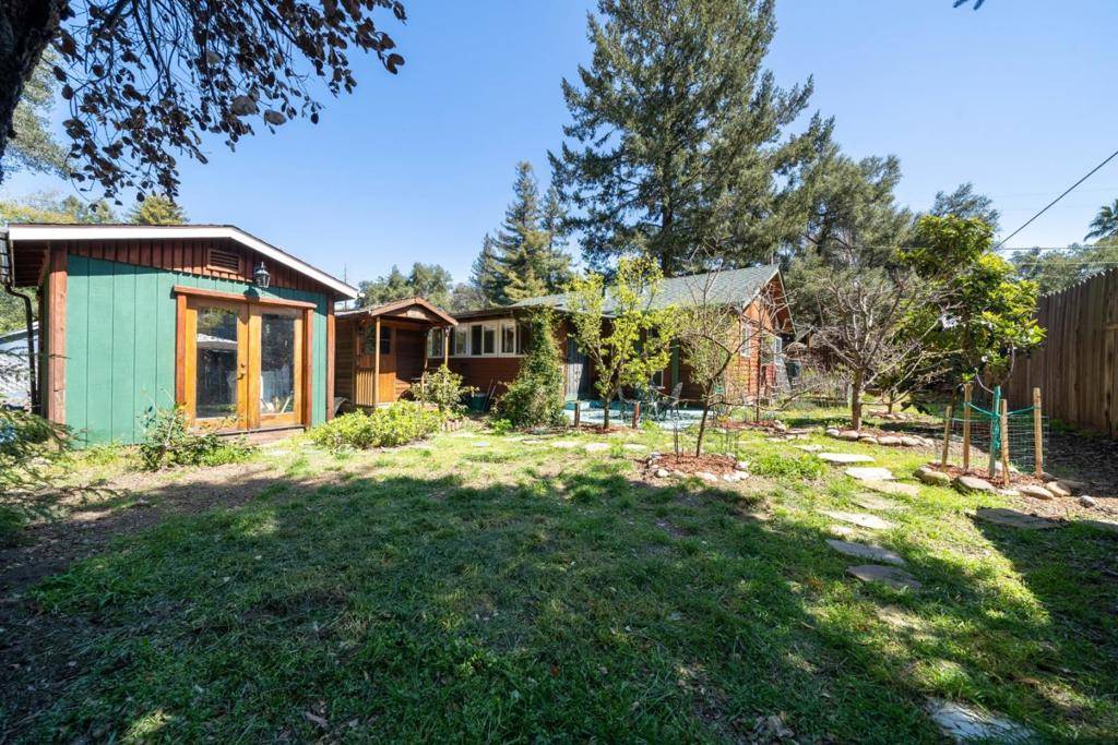 Ben Lomond, CA 95005,8281 Lorenzo WAY