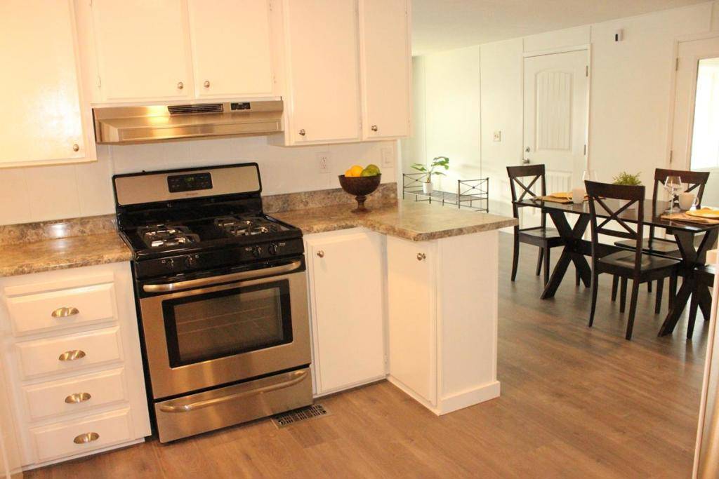 San Leandro, CA 94579,Address not disclosed