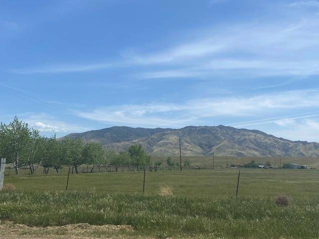 Outside Area (inside Ca), CA 95043,33941 Panoche RD
