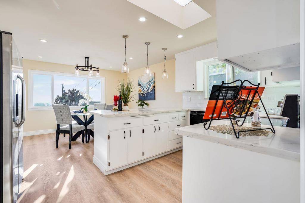 San Leandro, CA 94578,Address not disclosed