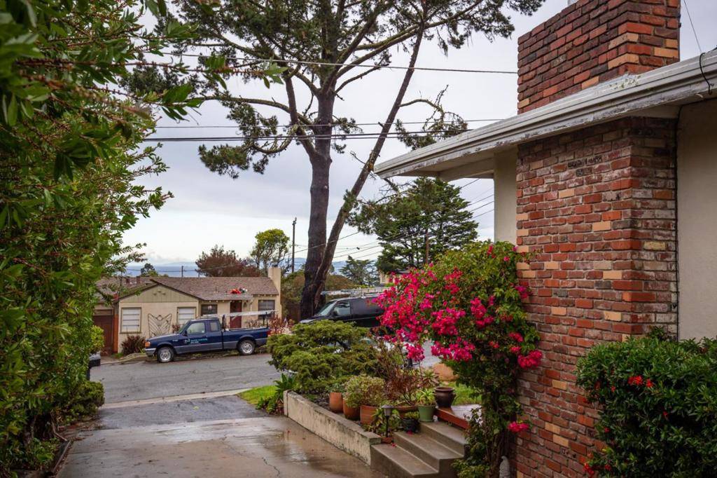 Pacific Grove, CA 93950,Address not disclosed