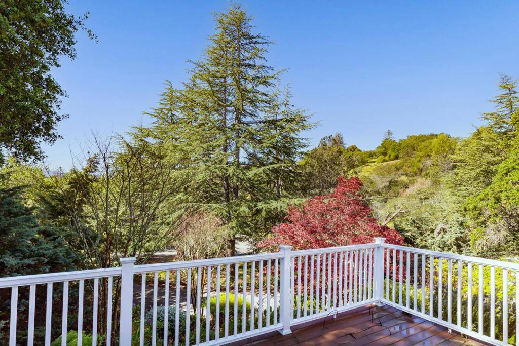 Portola Valley, CA 94028,Address not disclosed