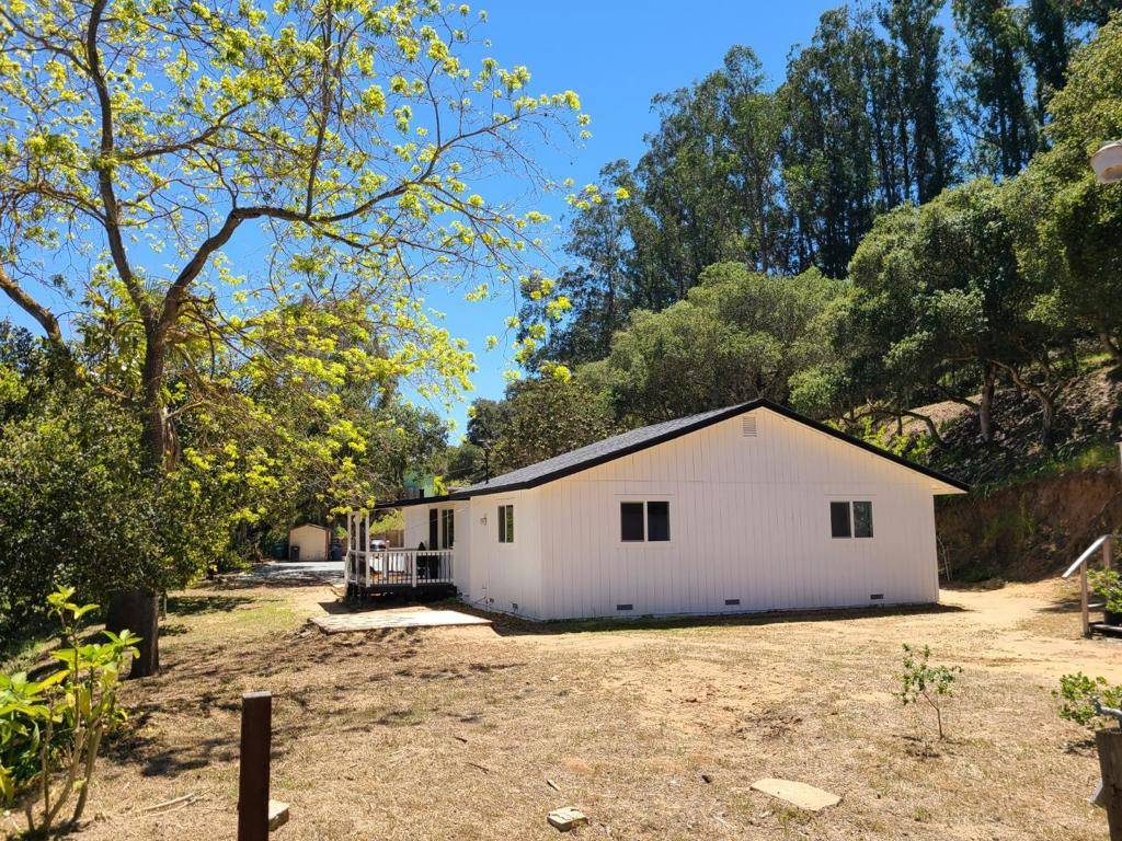 Royal Oaks, CA 95076,1666 San Miguel Canyon RD