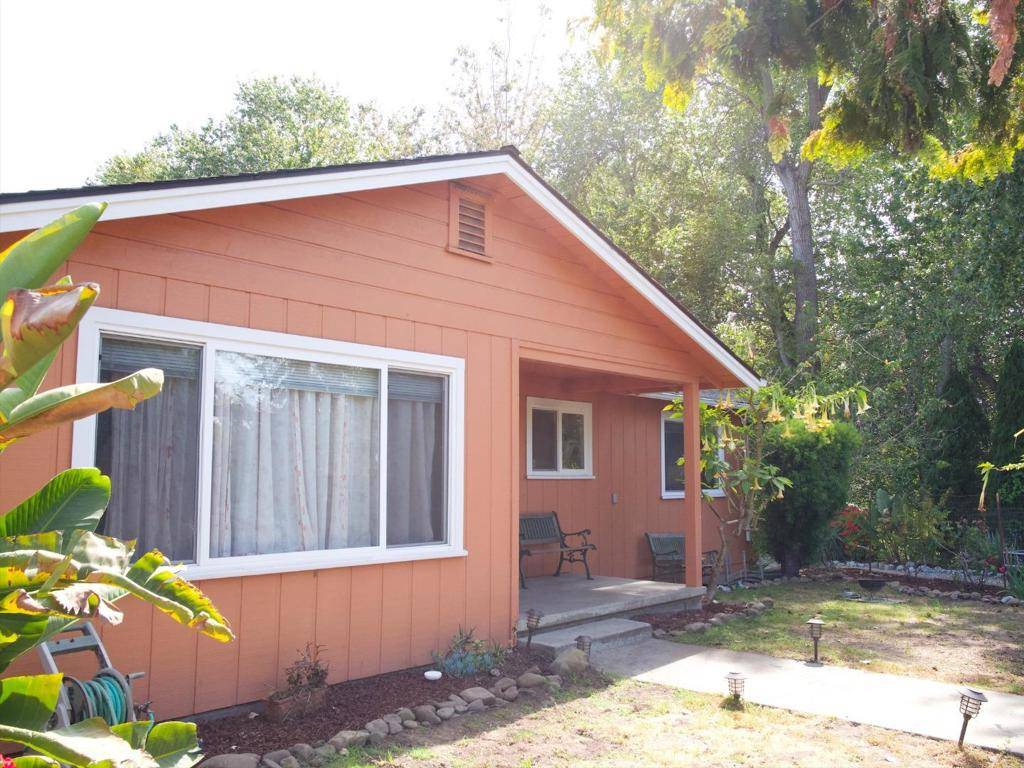 Soquel, CA 95073,4800 River ST