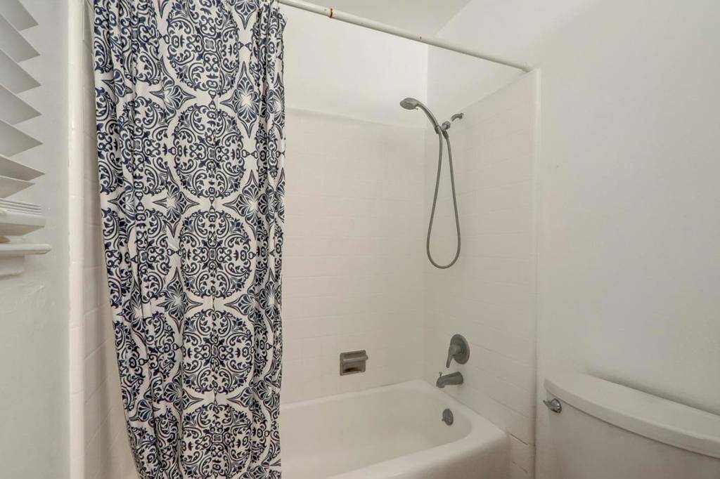 931 Miller AVE Cupertino, CA 95014