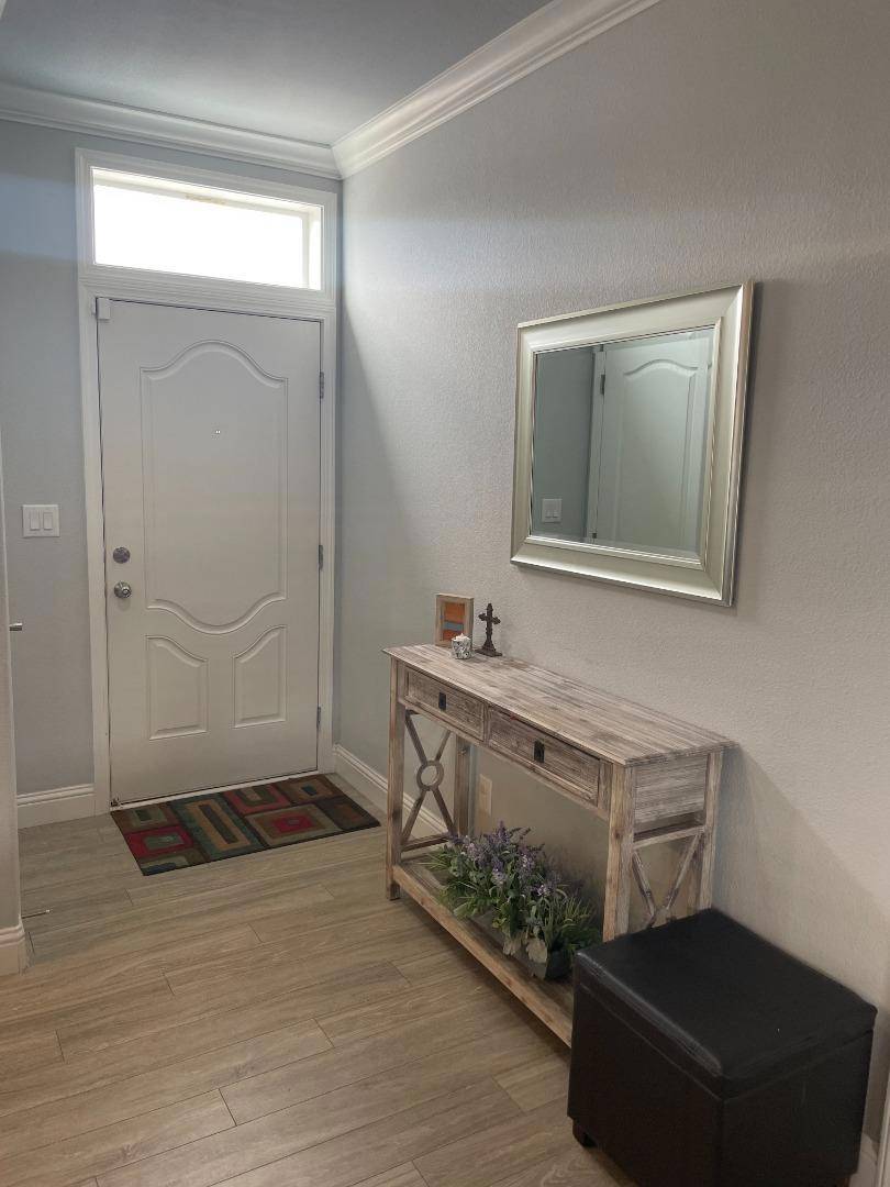 CA 95002,2052 Gold ST