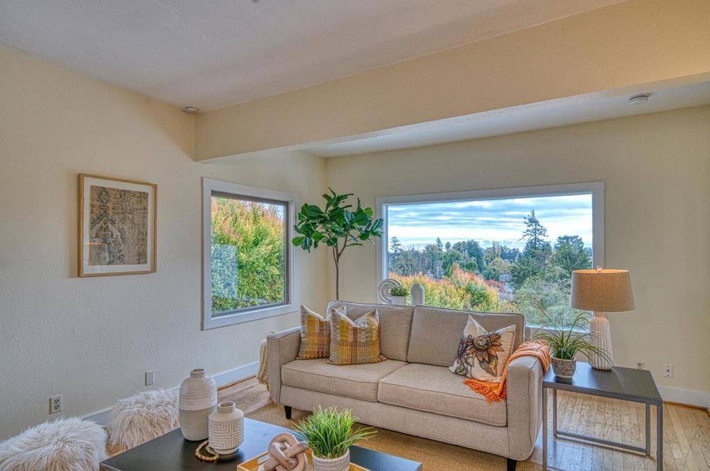 417 High ST Santa Cruz, CA 95060
